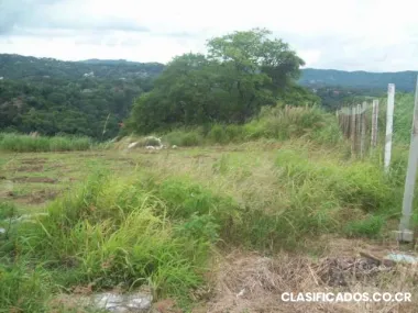 Se vende lote en brasil de santa ana.