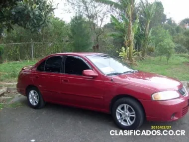 Se vende nissan sentra año 2000 full extras ganga