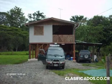 Se vende terreno en sixaola-gandoca