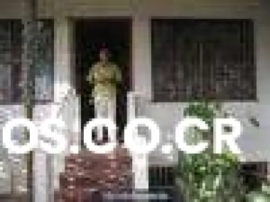 Vendo casa de 2 familias frente ala playa