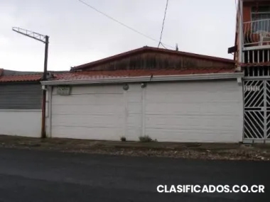 Vendo casa en salitrillos de tres ríos