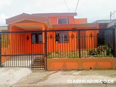 Vendo casa grande en tejar del guarco-cartago