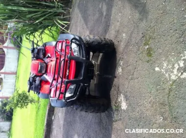 Vendo cuadraciclo 4*4 foreman ffa500