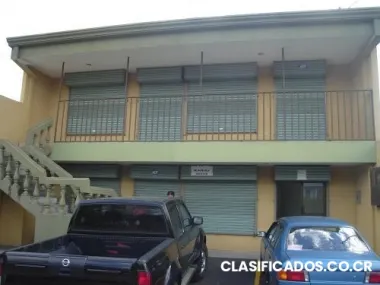 Vendo edificio con 4 locales