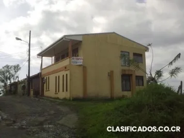 Vendo edificio con dos apartamentos