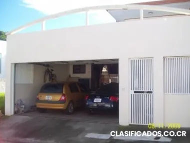 Vendo linda casa en condominio - recibo lote o auto 4x4