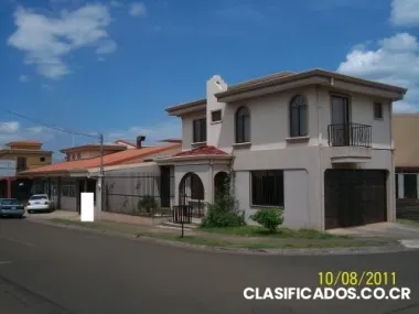 Vendo linda casa en residencial cataluña alajuela en 170.000 dolares