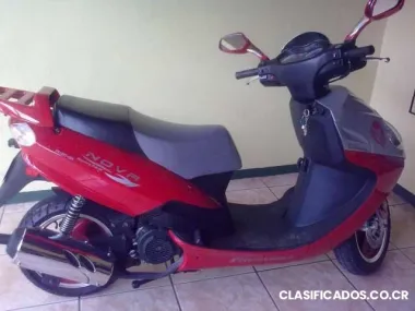 Vendo moto scooter freedom modelo 2011 en perfectas condiciones