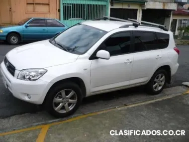 Vendo toyota rav4 2008