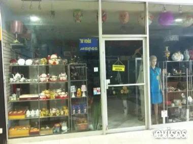 Venta de dos locales comerciales mall san pedro entrada por el costado noroeste