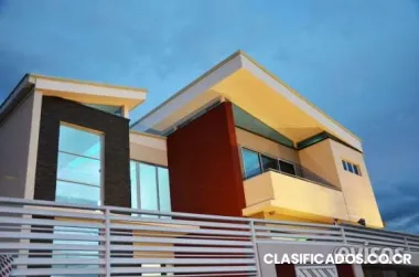 Alquiler de hermosa casa estilo contemporaneo en san joaquin de flores