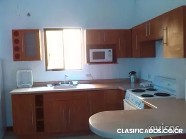 Hermosa casa amueblada en alajuela