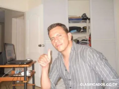 Se alquila habitacion a mujer o estudiante. incluye todos los servicios....luz,agua y c...