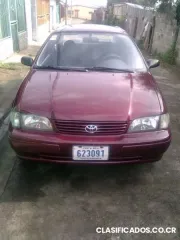 Se vende carro en excelente estado