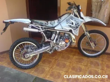 Vendo moto wr200