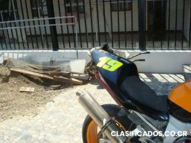 Yamaha r6 repsol como nueva importada de francia