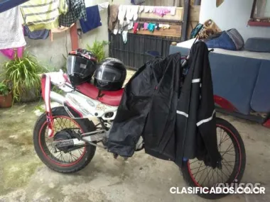 Vendo moto yumbo darck