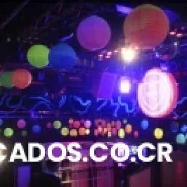 Alquilo bar en grecia centro con patnte