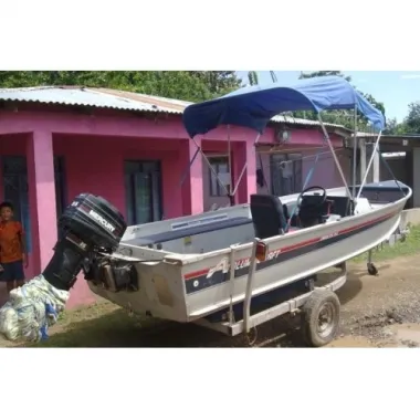 Lancha para pesca deportiva