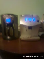 Se vende coffee maker black and decker digital