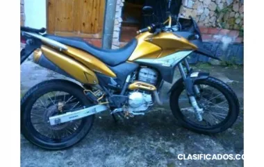 Vendo o cambio moto honda 300cc por carro 2000-2002