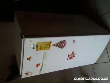 Vendo refrigiradora atlas de 9 pies en perfecto estado y escucho ofertas