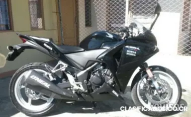 Honda cbr 250 2015 vendo o cambio por carro