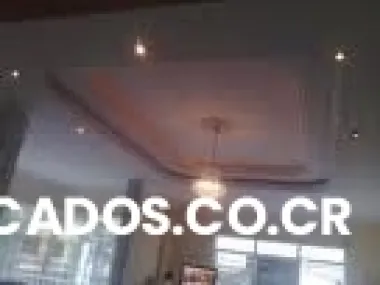 Instalaciones de cielo gypsum, cielo tablilla pvc, y paredes de gypsum