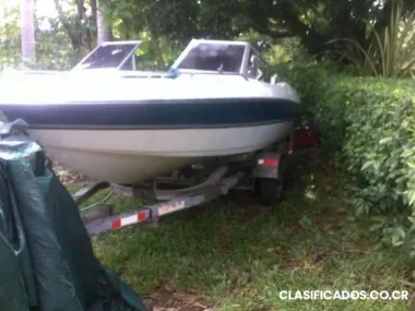 Lancha 17 pies fibra de vidrio con trailer sin motor