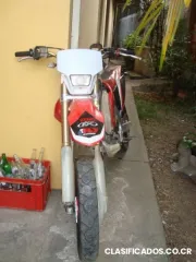 Moto marca honda crf