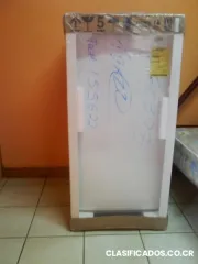 Refrigeradora nueva 8 pies atlas