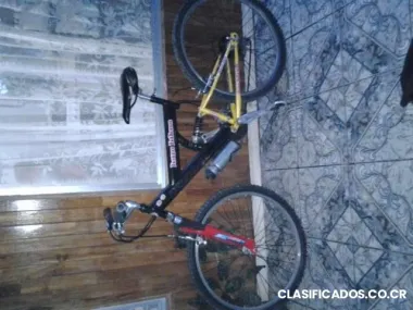 Vendo bicicleta 26 enterita con susprnsiones buenas aproveche