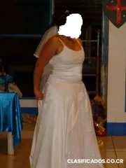 Vendo vestido de novia y dos vestidos de niña