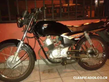 Yamaha cruxs 110 año 2008... en excelente estado y completamente al dia