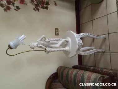 Lampara de musa de mármol con mesa de mármol