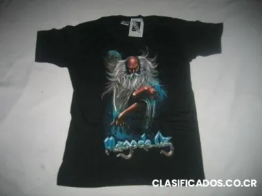 Vendo camisa negra con diseños de grupos rock