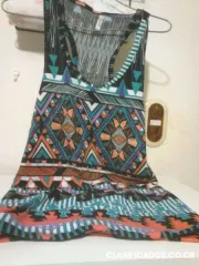Hermoso vestido con aplicaciones para chicas!