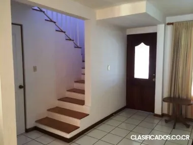 Linda casa en lagunilla de heredia para venta (#1033)