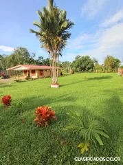 Hermosa casa para vacacionar o vivir en hermosa zona. 