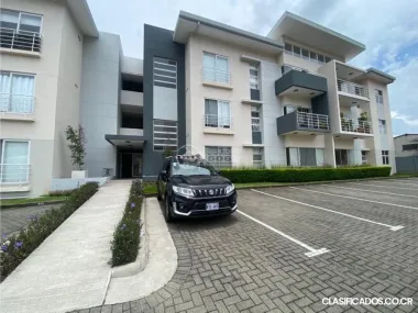 Se vende hermoso apartamento Santa Ana 