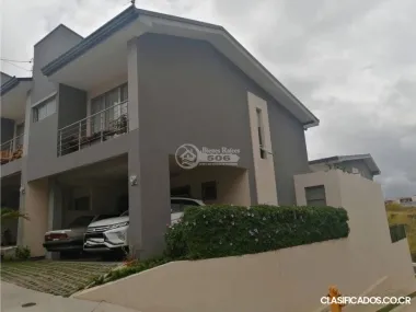Casa condominio Rincón de Las Brisas San Pablo Heredia 