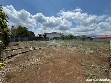 Se vende lote Santo Domingo por la Vigui Heredia 