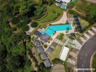 Lote de playa en condominio Lomas del Sol MarbellaGuanacaste