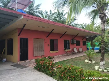 Se vende casa en Parrita 