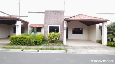 Remate bancario! Casa Cond. La Rueda Cartago