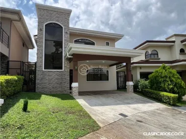 Casa condominio Tierras de Café Heredia