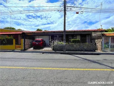 Casa centro Santo Domingo Heredia uso residencial- comercial