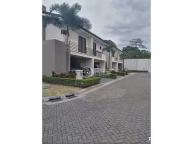 Se vende Casa Condominio Parques del Sol, Ciudad Colón