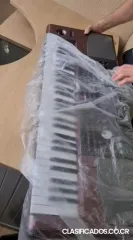 Korg Pa1000 61-Key Professional Arranger Yamaha Keyboard