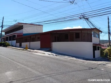 CASA, APARTAMENTO Y LOCAL EN DESAMPARADOS. 